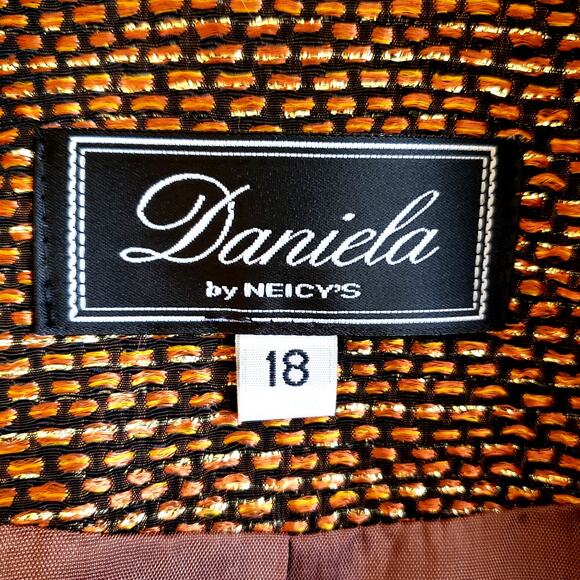4 Piece Brown/Gold Suit Faux Fur Trim from Daniela by Neicy's Size 18 - Picture 15 of 16